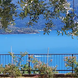  Apartment Casa Vacanze Perla Del Lago