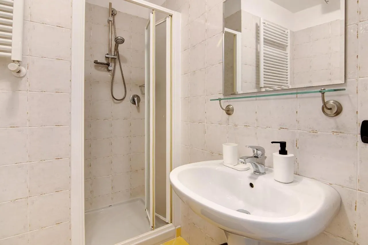 Casa Glicine Apartment Domaso 0*,  Italy